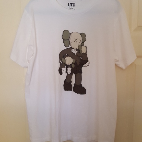 *SOLD* KAWS x UNIQLO Clean Slate T-Shirt Men's - Picture 2 of 3